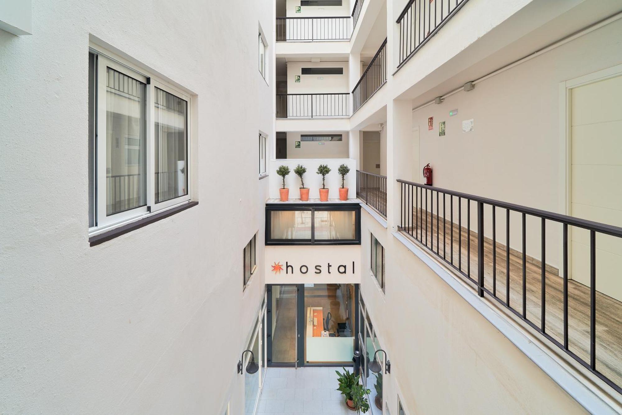 Hostal Sol Y Miel Бенальмадена Екстер'єр фото